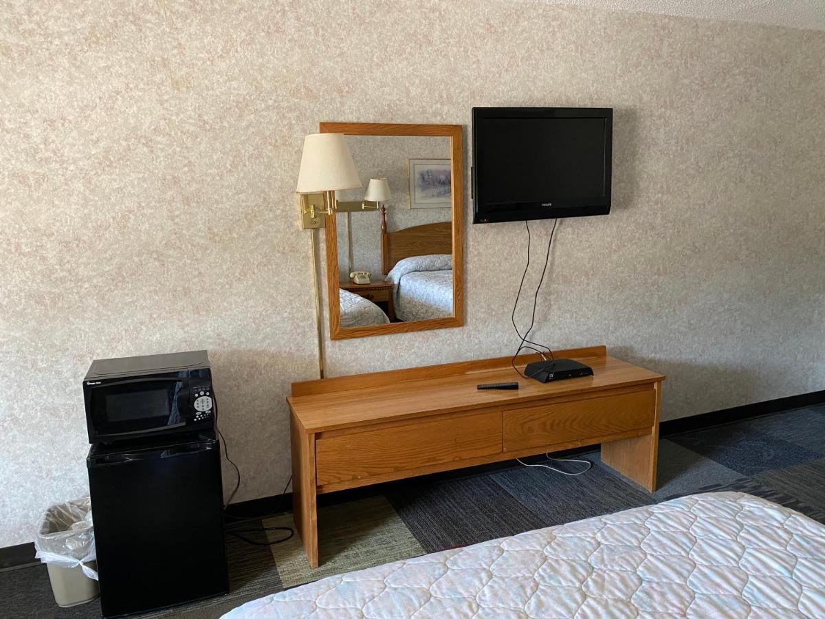 Riverfront Lodge Burkesville Экстерьер фото